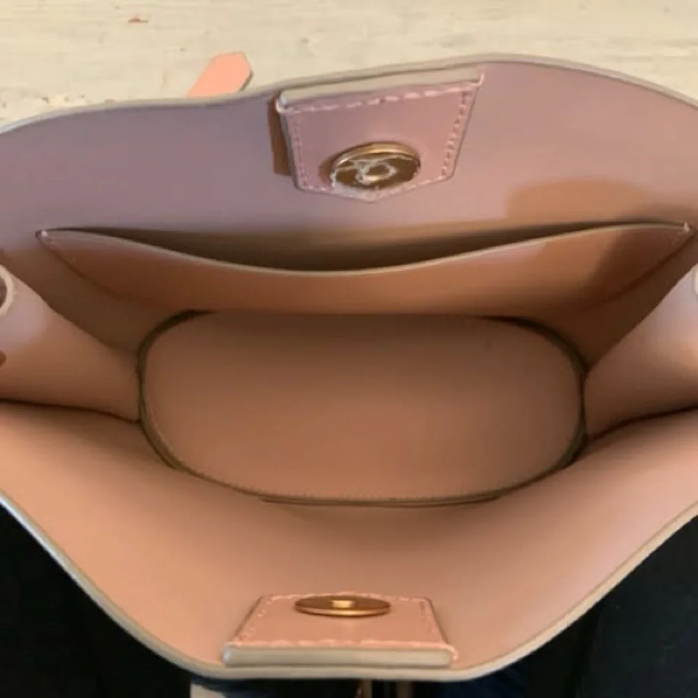 N/A mauve pink
